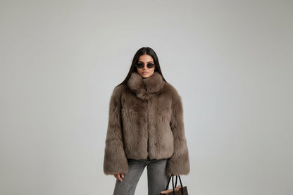 Lidia-Abrigo de piel sintética recortado de manga larga marrón para mujer